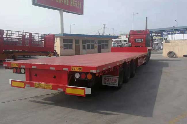 13.75米低平板运输半挂车