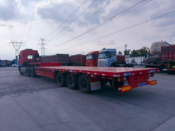 低平板半挂车